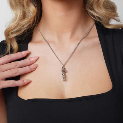 Hugging Necklace