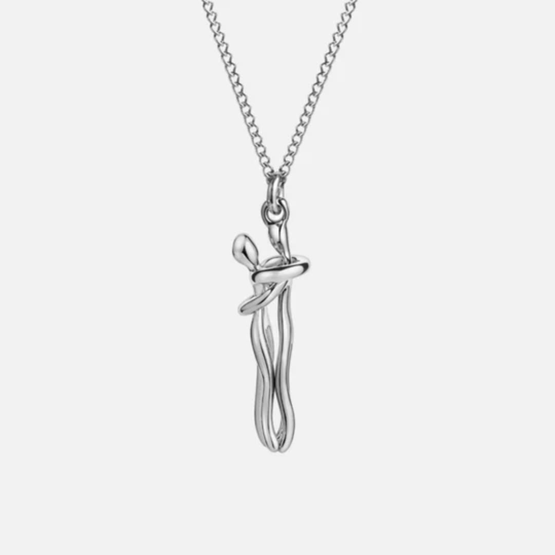Hugging Necklace